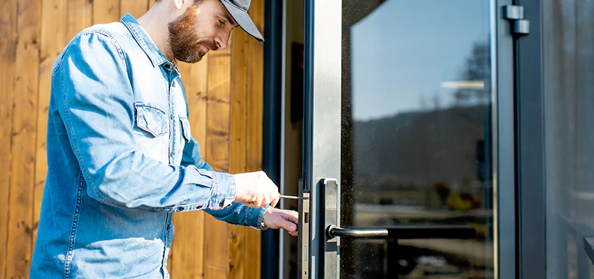 Frameless Glass Storefront Door Locks Replacement in Reedley, CA