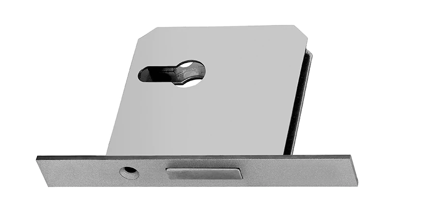 Fix A Deadbolt Door Lock in Reedley, California